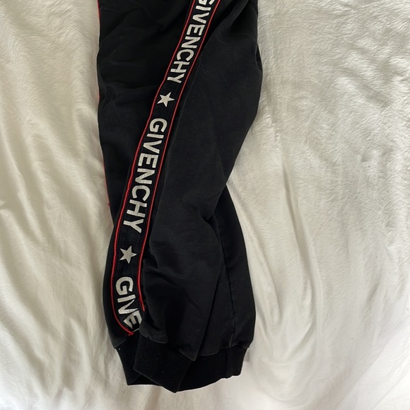 Givenchy Logo Joggers - Picture 3 of 3
